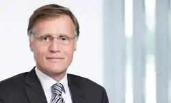 Jochen-Hanebeck-portrait